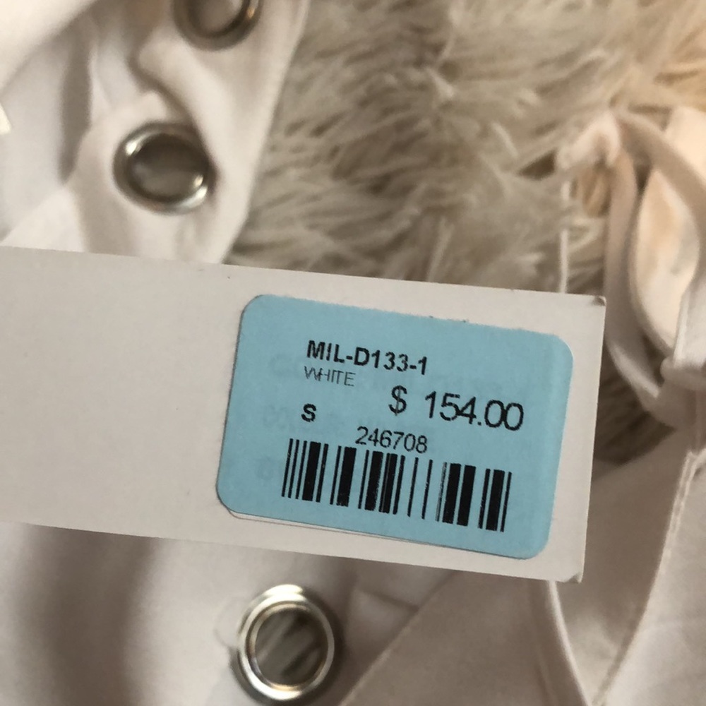 LF WHITE ROMPER WITH SILVER RING DETAILING - Picture 4 of 4